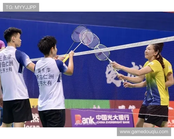 斗球网页直播在线看足球比赛免费高清直播平台推荐